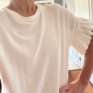 Adorable Alexis Flutter sleeve top!